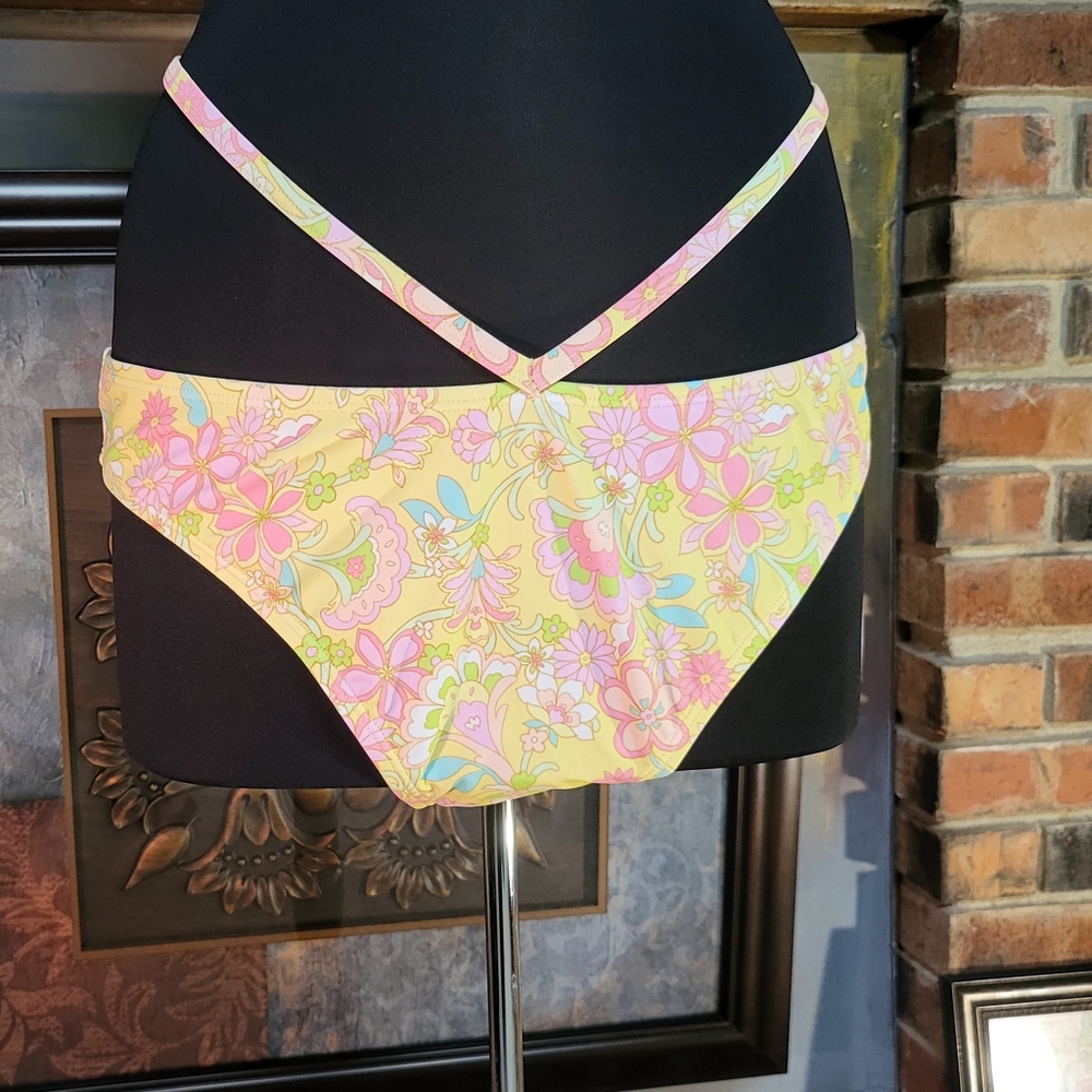🌼🌸👙 NWT!! Ninety Nine Maui Magic Bikini Bottoms, Size XL